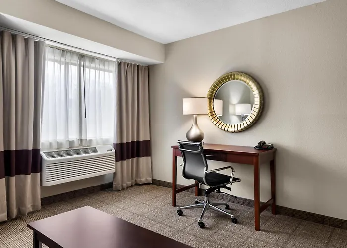 Comfort Inn & Suites