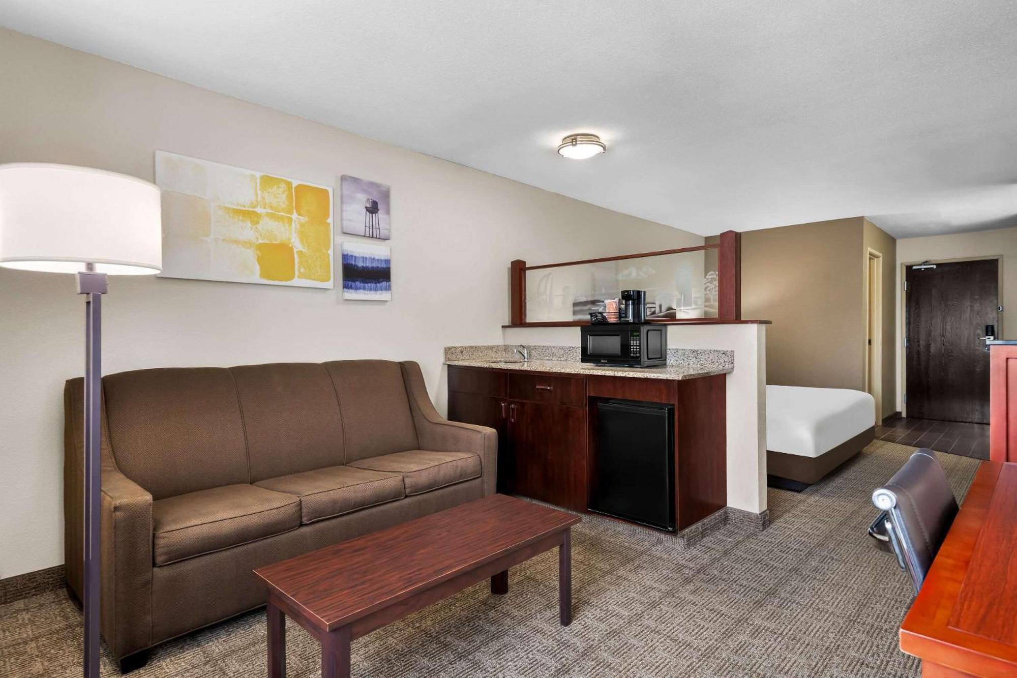 Hotel Comfort & 3*