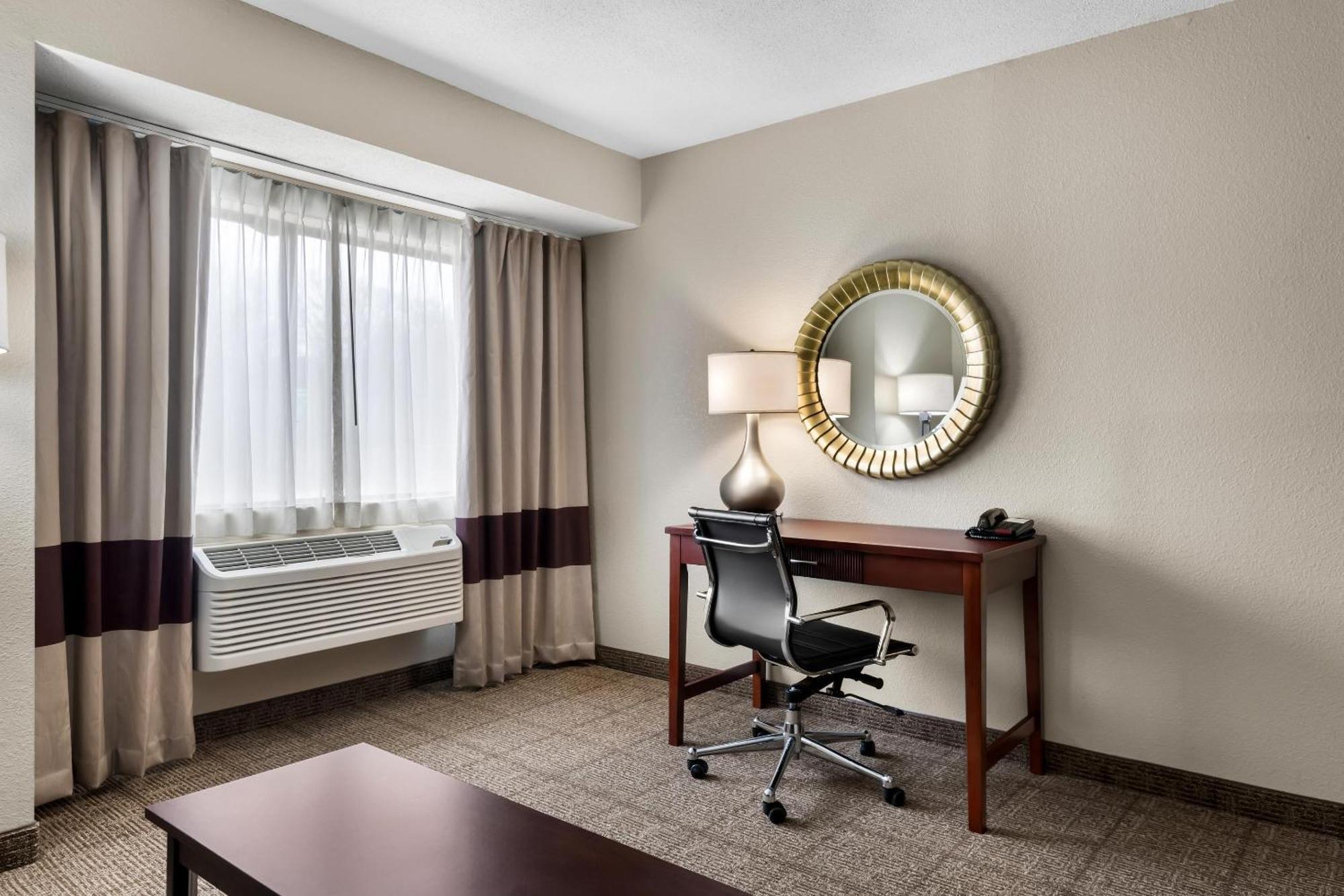 Hotel Comfort & 3*