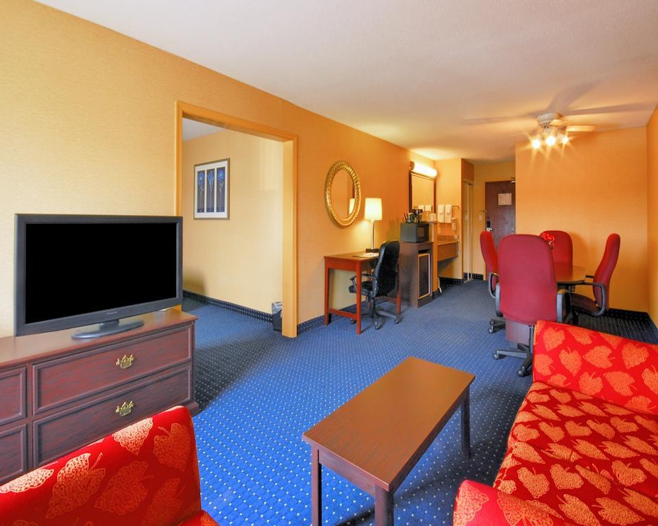 Hotel Comfort &